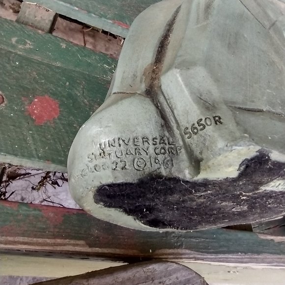 Cubist Cat Statue Universal Statuary - Picture 4 of 4